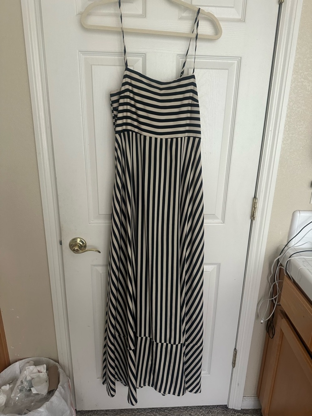 Cupshe Black and Cream Striped Spaghetti‑Strap Maxi Dress